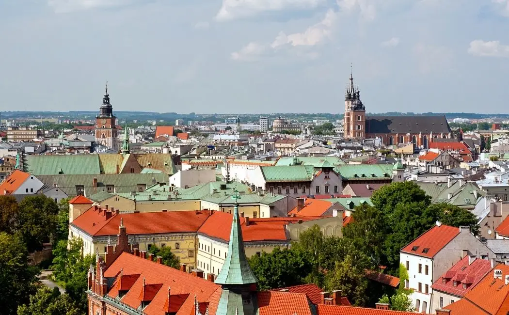 Kraków w barwach narodowych i UE na majowe święta