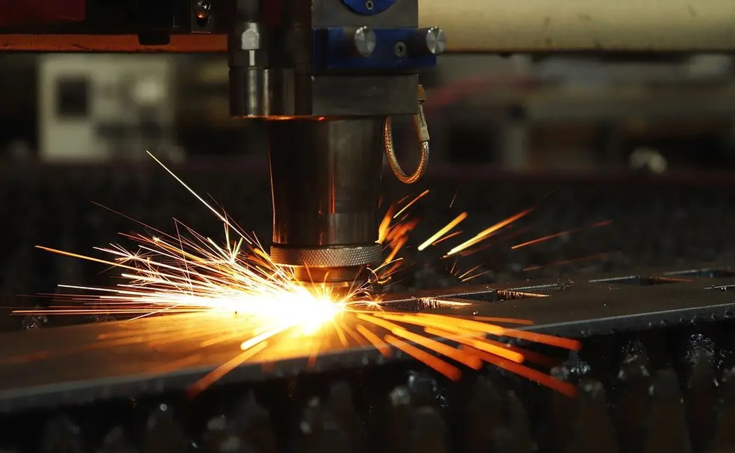 Cięcie laserowe blach jaką technologię warto wybrać?