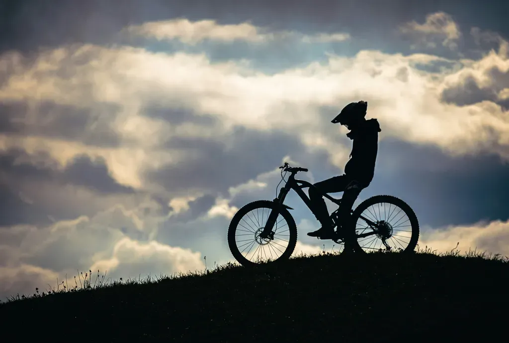 Nowoczesne technologie MTB - wpływ na osiągi i komfort