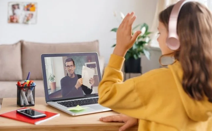 Korepetycje online – dlaczego warto i czemu wiele osób wybiera EduCat