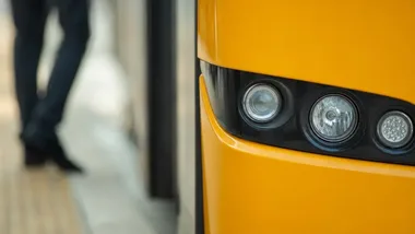 Spoty o czystym powietrzu pojawią się w autobusach i pociągach w Małopolsce