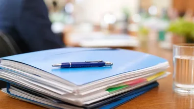 Edukacja i nowe zadanie dla Słomnik. Radni powiatu zdecydują