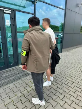 22-latek zatrzymany po oszustwie na „pracownika banku” w Krakowie
