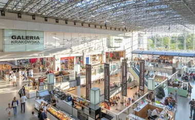 Obraz do artykułu: Galeria Krakowska kończy 20 lat. Przez jej pasaże przewija się ponad 100 tys. osób dziennie