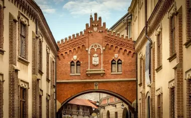 Czternastowieczne kasetki z kości słoniowej - co mówią o rycerzach i ich zbroi