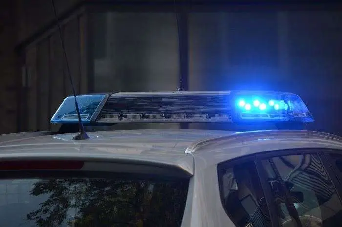 Krakowscy policjanci uczą dzieci, jak bezpiecznie korzystać z internetu
