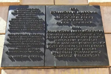 Przy tablicy przy Senackiej uczczą ofiary procesu krakowskiego