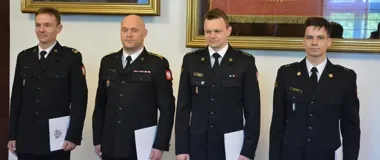 Cztery awanse w krakowskiej PSP - decyzje wręczono przed 1 maja
