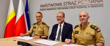 Strażacy i archiwiści łączą siły - chodzi o bezpieczeństwo dokumentów