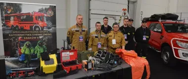 Młodzi oblegli stoisko strażaków - Komenda Miejska PSP w Krakowie pokazała sprzęt