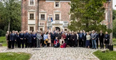 Kolegium Europy Wschodniej ma 25 lat - od debat po solidarność z Ukrainą