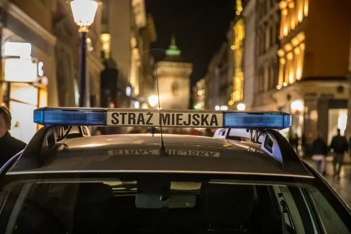 149 wykroczeń w centrum Krakowa. Strażnicy kontrolowali lokale i ulice