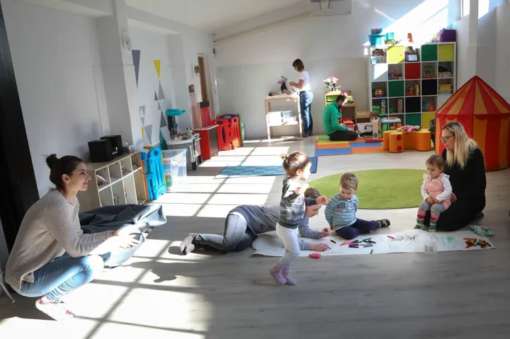 Cztery miejsca dla rodziców małych dzieci. Krakowska sieć klubów rośnie