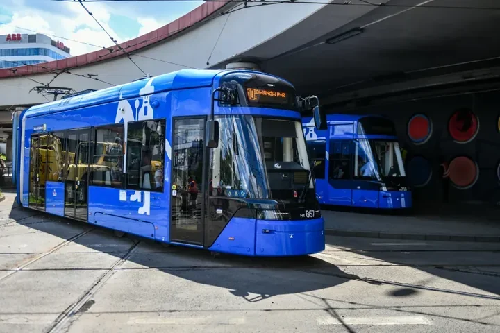Powakacyjne zmiany w KMK. Nowe trasy autobusów i częstsze tramwaje