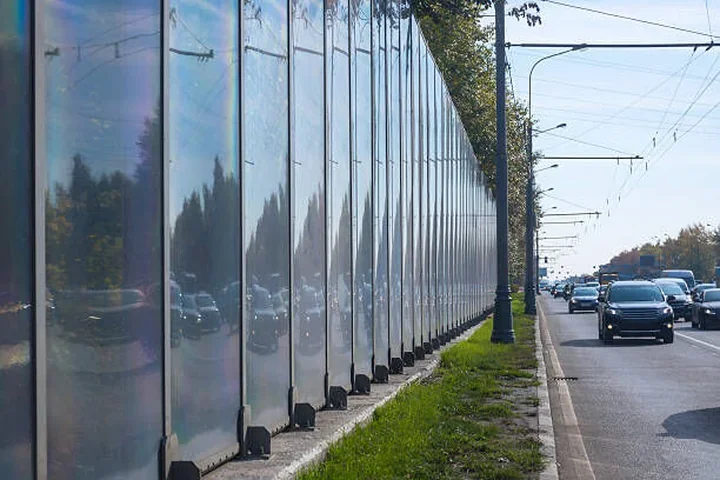 Kamery pojawiły się przy krakowskich drogach. Sprawdzają hałas i ruch