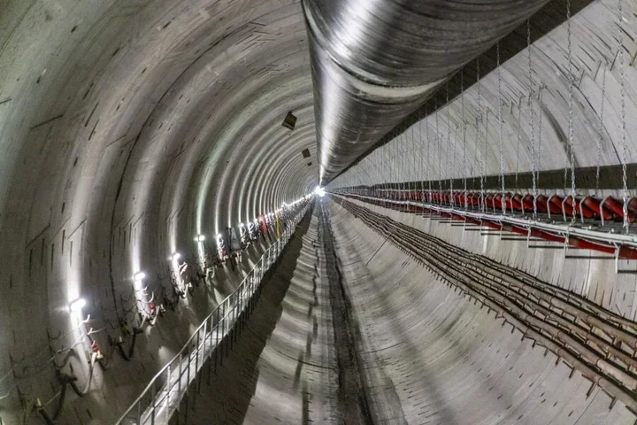 Eksperci od tuneli i autonomicznych składów doradzą miastu przed budową metra