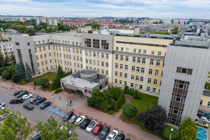 Szpital Narutowicza w programie naprawczym – miasto proponuje długoterminową pożyczkę