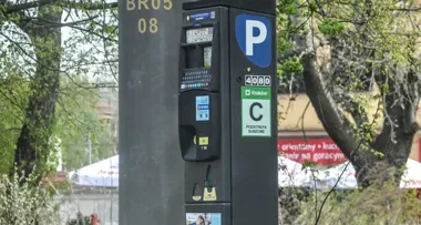 W majówkę postój w Krakowie bez opłat. Nowe zasady obejmują więcej dni