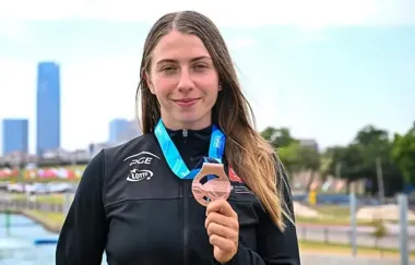 Klaudia Zwolińska z medalem mistrzostw świata. Brąz dla Krakowskiego Klubu Kajakowego