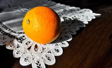 Pomarańcza jako narzędzie zbrodni. Krakowska sprawa skończyła się ucieczką