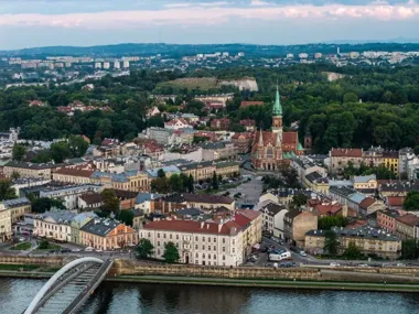 Mandaty wciąż do 500 zł, taksówek prawie trzy razy więcej. Potrzebne zmiany prawa
