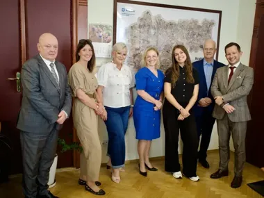 Uczennica z Krakowa ogólnopolską laureatką. Pomaga seniorom i szkoli uczniów
