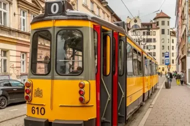 Dwa zabytkowe tramwaje wyjadą na krakowską linię 0