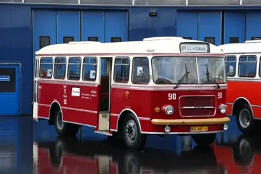 Rzadki autobus wrócił do ruchu. Krakowianie przejadą się nim już w niedzielę