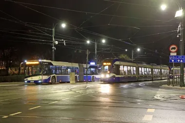 Dodatkowe nocne kursy na czas Juwenaliów. ZTP zmienia rozkłady w Krakowie