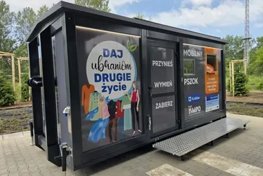 Czyste ubrania nie muszą trafić do odpadów. Punkt działa w Krakowie