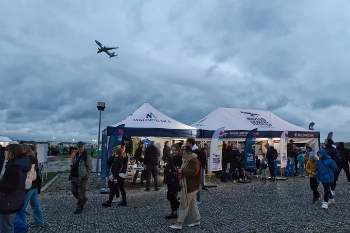 Krakowski Jak-18 może skraść show podczas warszawskiej Nocy Lotnictwa
