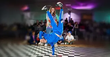 Listopad w NCK rozgrzeje Kraków muzyką, teatrem i rodzinną zabawą