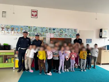 Najmłodsi wchodzą na drogę - krakowska drogówka uczyła ich zasad