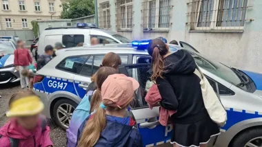 Wakacje bez ryzyka - policjantki z Krakowa mówiły o cyberprzemocy