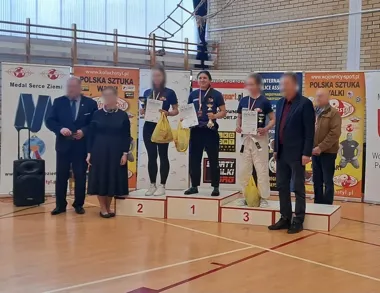 Po medalach z Koluchstyl sierżant z Krakowa oddała włosy potrzebującym