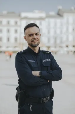 Dzielnicowy z Nowego Prokocimia - 10 lat służby, astronomia i pomoc mieszkańcom