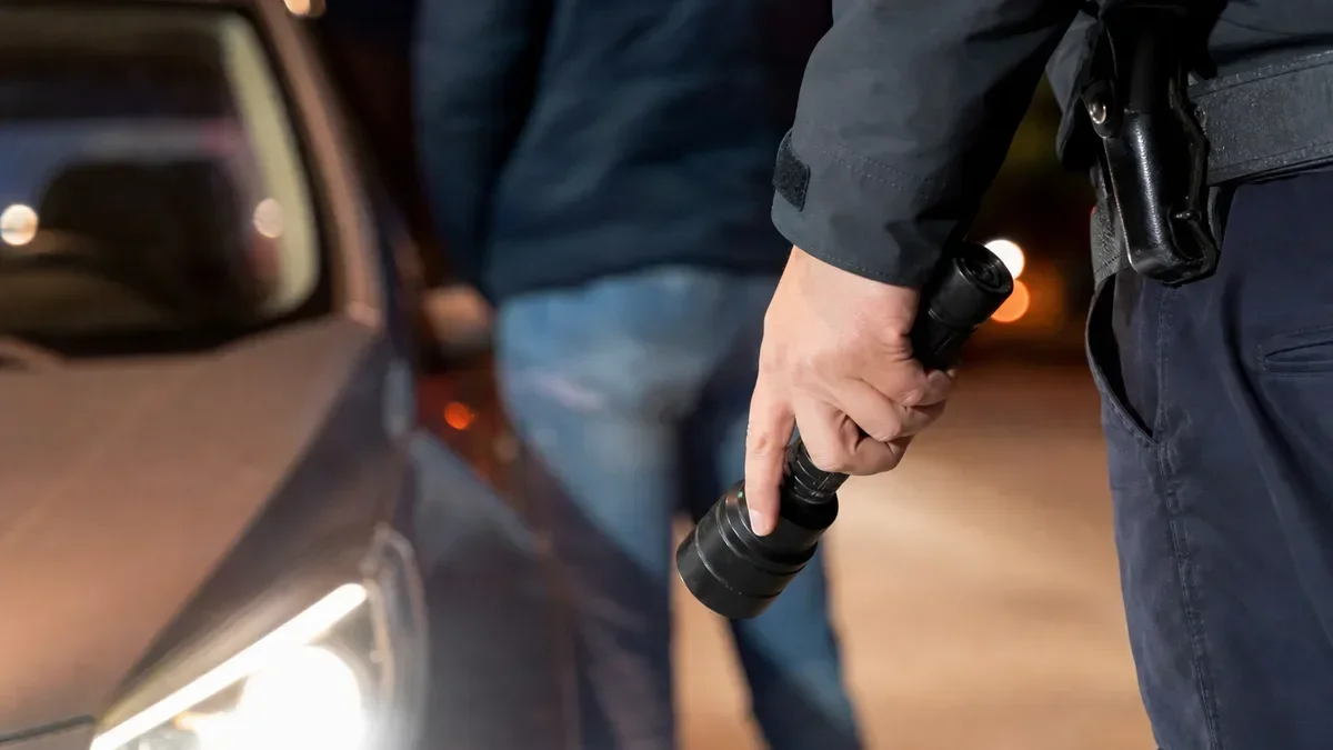 Siedem osób poszukiwanych ujawniono podczas kontroli w Krakowie i Brzesku