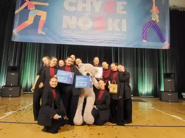 Feniks błyszczy na „Chyżych Nóżkach” - dzieci i starsi wracają z trofeami