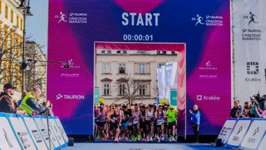 Krakowski maraton i kranowianka dały biegaczom wsparcie na całej trasie