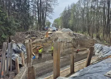 Nowy przepust w Czatkowicach nabiera kształtu i wkrótce ruszy betonowanie