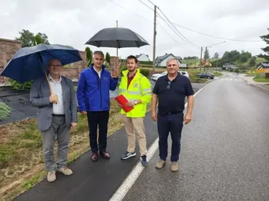 Nowe pobocze na drodze w Sułoszowej. To dalszy ciąg większej inwestycji