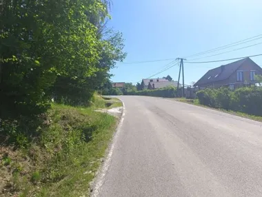 Zwężenie na Żbickiej – w Krzeszowicach rusza przebudowa z chodnikiem