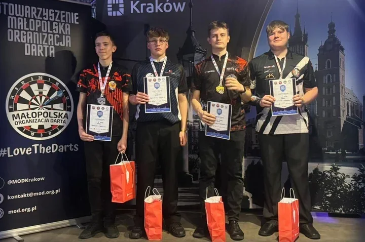 Kraków stał się areną pierwszego w Polsce młodzieżowego turnieju darta