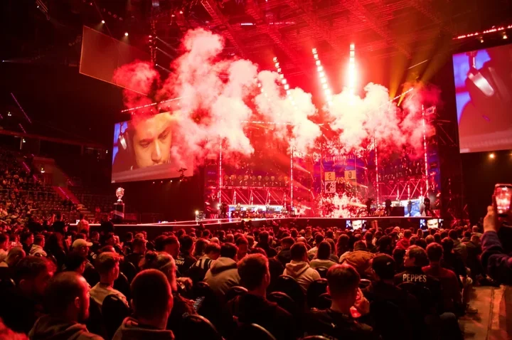 IEM Kraków 2026 w TAURON Arenie - sześć drużyn walczy o **1,25 mln dolarów**