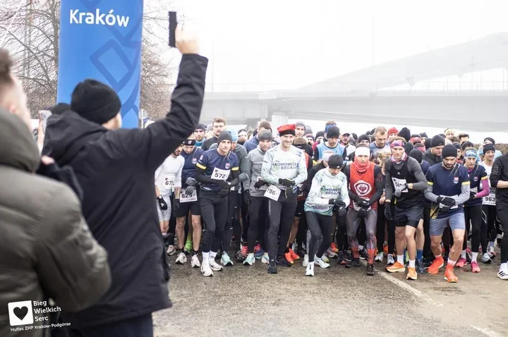 Na Bulwarach Wiślanych Bieg Wielkich Serc - sport, pamięć i ponad tysiąc uczestników