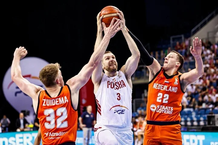 Krakowska arena znów niosła kadrę. Polacy zamknęli fazę bez porażki